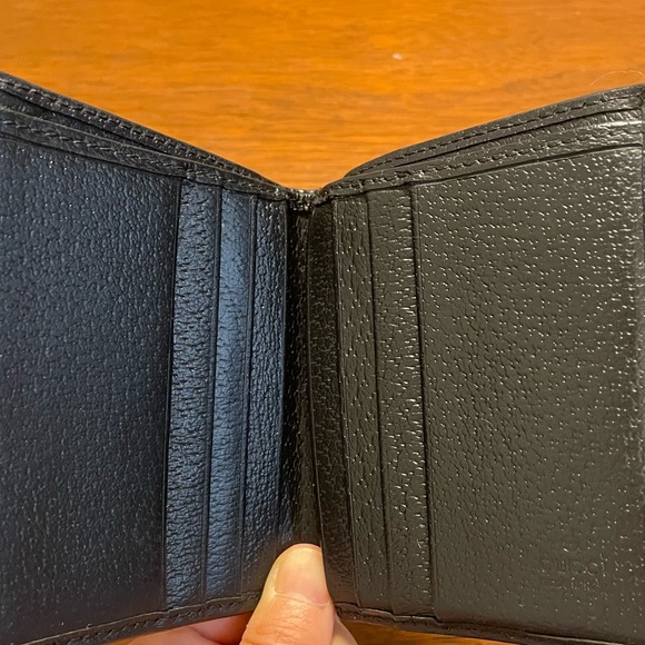 Discount!! Authentic Gucci Wallet. Black 033.2031.0808.13 - Picture 7 of 12